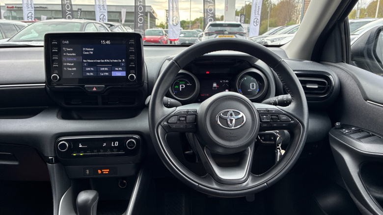Toyota Yaris 1.5 Hybrid Design 5dr CVT Hybrid Hatchback